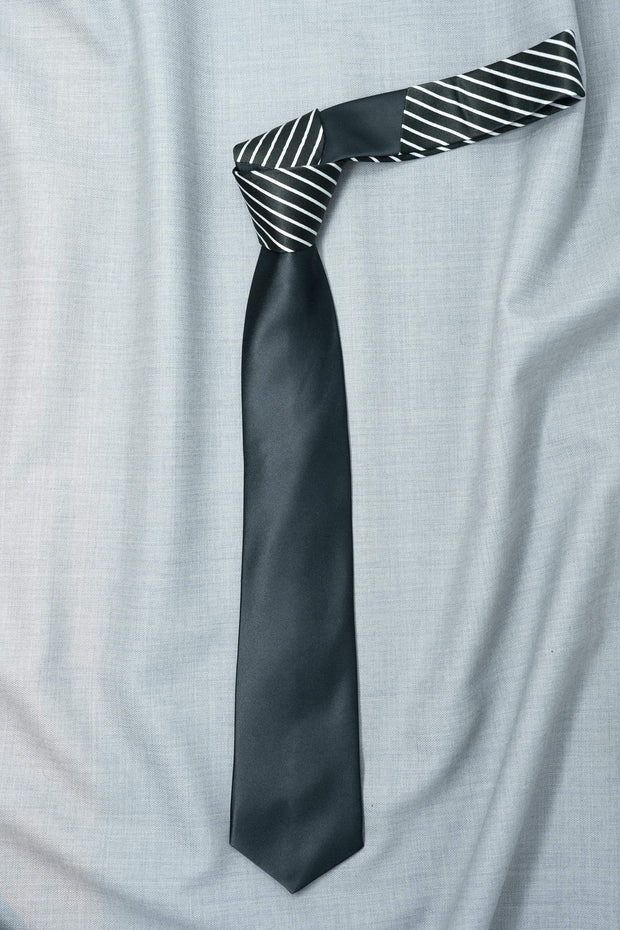 Regal Black Stripes Necktie